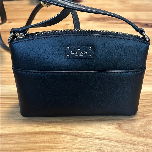Kate Spade Crossbody Bag - Picture 2 of 8
